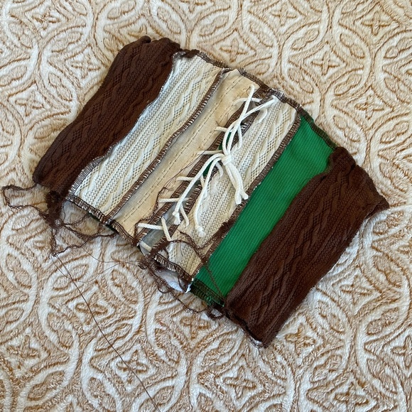 Color Block Top-Stitching Lace Up Front Cropped Tube Top - Picture 8 of 12